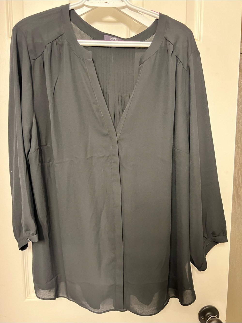 NYDJ Black V-Neck Long Sleeve Tunic Top